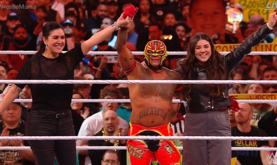 Bret Hart feels Rey Mysterio is one of the greatest wrestler of all time