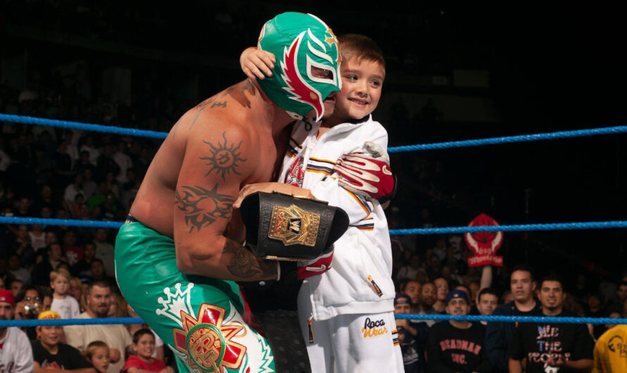 Dominik Mysterio says WWE Universe see him as Blond haired, Horribly dressed Young Dominik